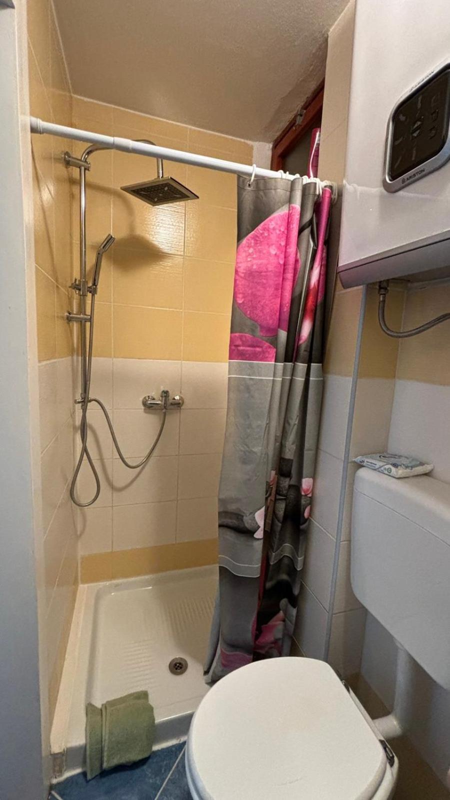 Ana Apartment Pula Ngoại thất bức ảnh